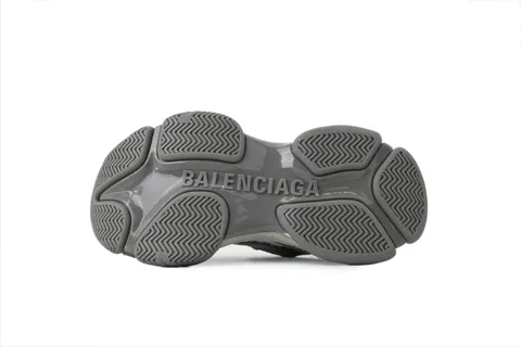 Balenciaga Triple S Gradient Grey – photo 4