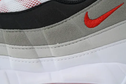 Nike Air Max 95 Comet Red – photo 5