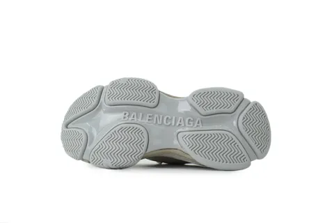 Balenciaga Triple S Eggshell – photo 4