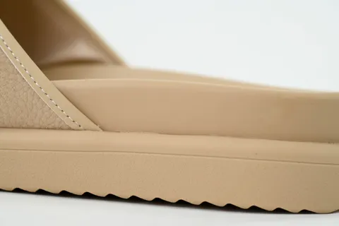 Louis Vuitton Miami Mule Beige – photo 5