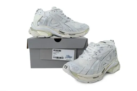 Balenciaga Runner Triple White – photo 7