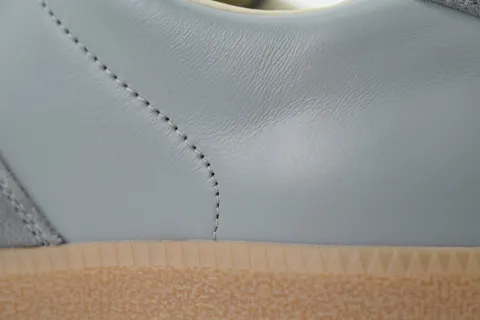 Maison Margiela Replica GAT Grey Gum – photo 5