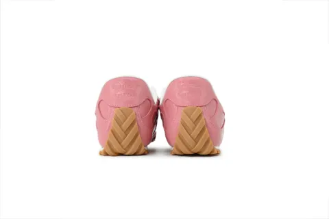 Bottega Veneta Orbit Camellia – photo 3