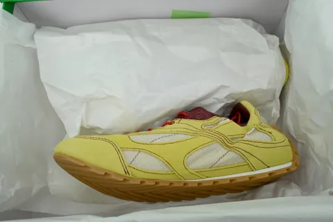Bottega Veneta Orbit Lemon yellow – photo 8