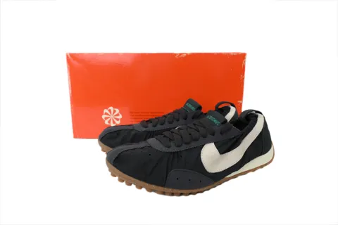 Jacquemus x Nike Moon Shoe Off Noir – photo 6
