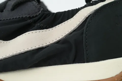 Jacquemus x Nike Moon Shoe Off Noir – photo 5