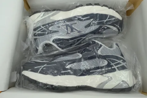 Louis Vuitton Runner Tatic Slate Blue – photo 8