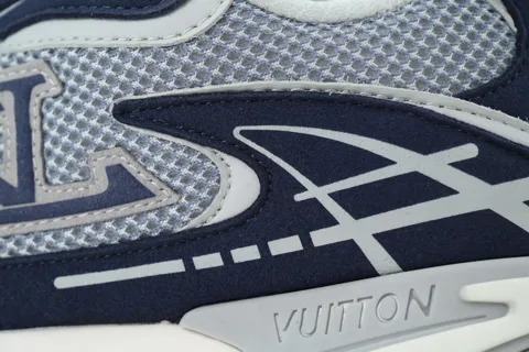 Louis Vuitton Runner Tatic Slate Blue – photo 5