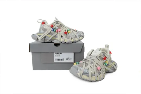 Balenciaga 3XL Champagne – photo 7