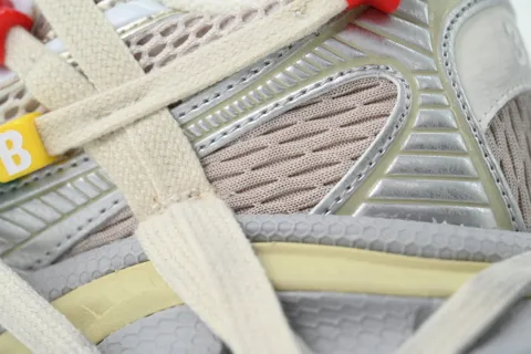 Balenciaga 3XL Champagne – photo 5