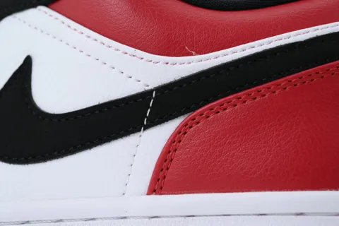 Air Jordan 1 Low Black Toe – photo 5