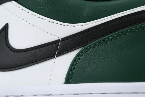 Air Jordan 1 Low Green Toe – photo 5
