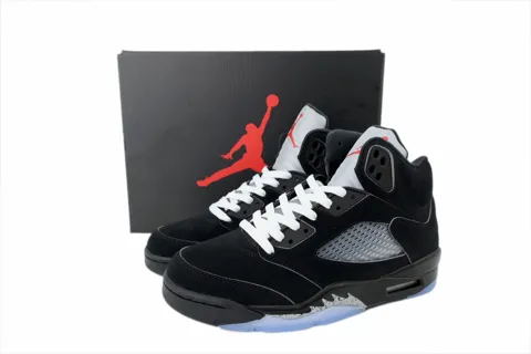 Air Jordan 5 Black Metallic Reimagined – photo 6