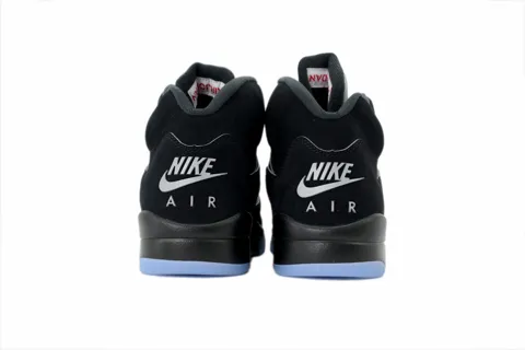 Air Jordan 5 Black Metallic Reimagined – photo 3