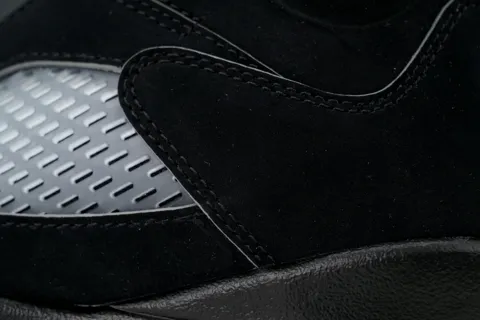 Air Jordan 5 Black Metallic Reimagined – photo 5