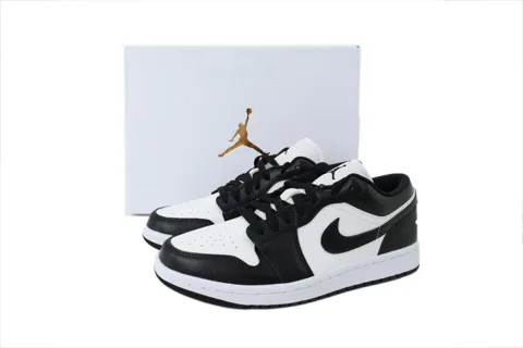 Air Jordan 1 Low Panda – photo 6