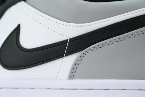 Air Jordan 1 Low Shadow Toe – photo 5