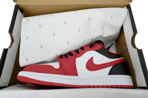 Air Jordan 1 Low Reverse Black Toe – photo 8