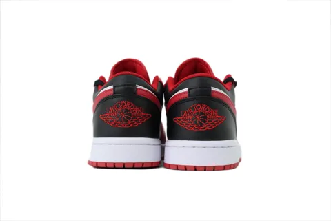 Air Jordan 1 Low Reverse Black Toe – photo 3