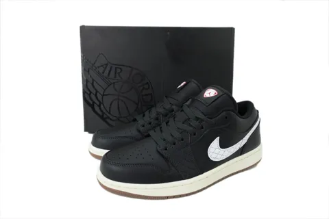 Air Jordan 1 Low Off-Noir – photo 6
