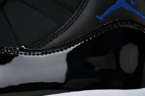 Air Jordan 11 Space Jam – photo 5