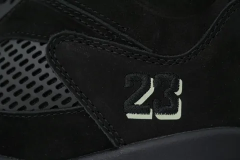 Air Jordan 5 Halloween – photo 5