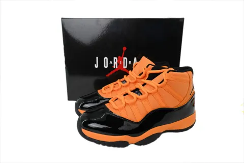 Air Jordan 11 Orange – photo 6