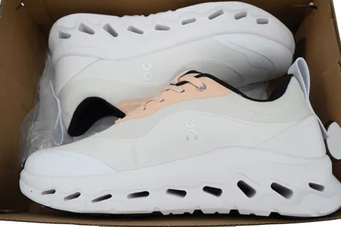 On Cloudtilt Tan White – photo 8