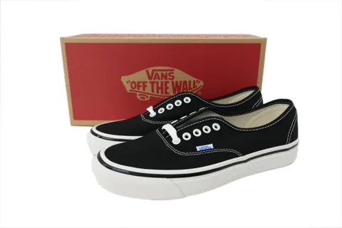 Vans Authentic Anaheim Factory – photo 6