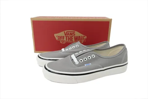 Vans Authentic Anaheim Factory – photo 6