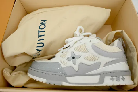 Louis Vuitton Skate Grey – photo 8