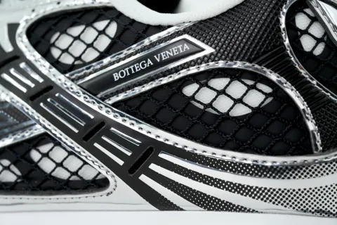 Bottega Veneta Orbit Black/Silver – photo 5