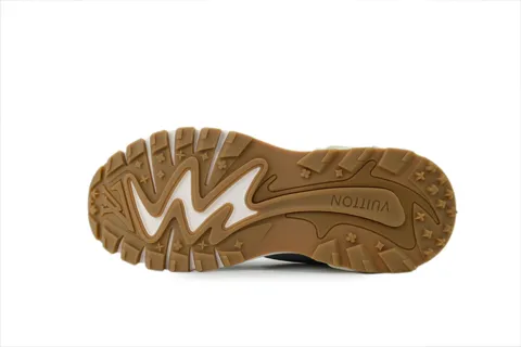 Louis Vuitton Runner Tatic Grey – photo 4