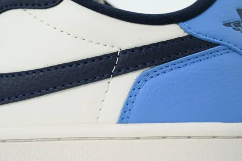 Air Jordan 1 Low Obsidian UNC – photo 5