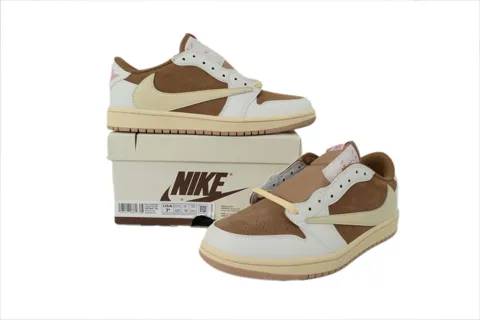 Travis Scott x Air Jordan 1 Low Sail/Shy Pink – photo 7