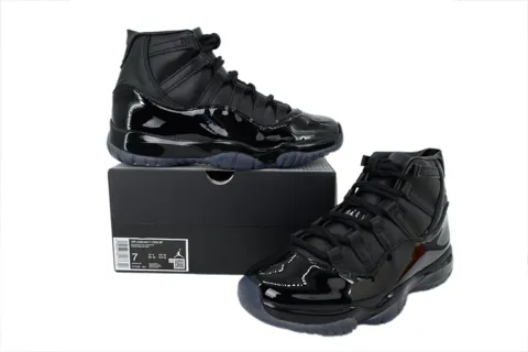 CDG x Air Jordan 11 Black – photo 7