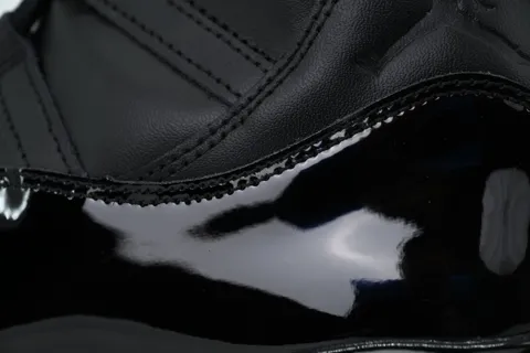 CDG x Air Jordan 11 Black – photo 5
