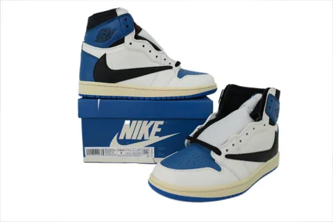 Fragment Design x Air Jordan 1 High Military Blue – photo 7