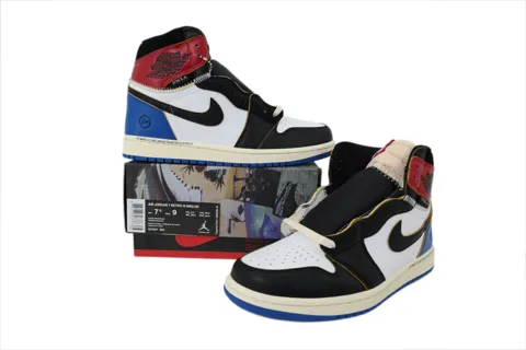 Fragment Design x Air Jordan 1 High Varsity Red – photo 7