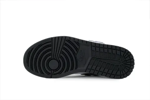 Fragment Design x Air Jordan 1 High White Black – photo 4