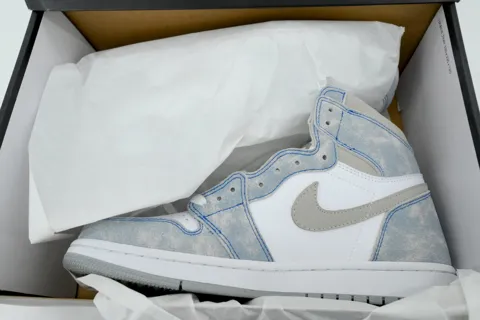Air Jordan 1 High Hyper Royal – photo 8