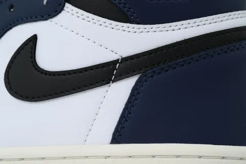 Air Jordan 1 High Midnight Navy – photo 5