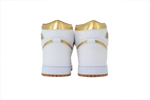 Air Jordan 1 High Metallic Gold – photo 3
