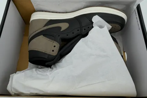 Air Jordan 1 High Palomino – photo 8