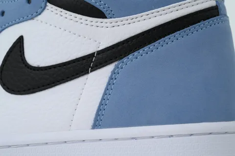 Air Jordan 1 High University Blue – photo 5