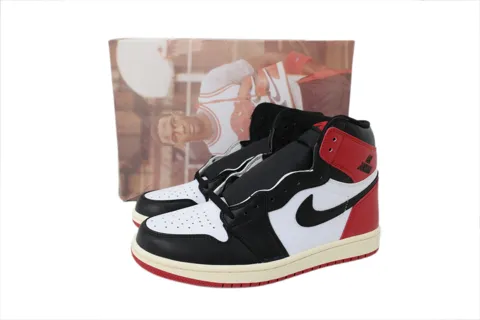 Air Jordan 1 High Black Toe Reimagined – photo 6