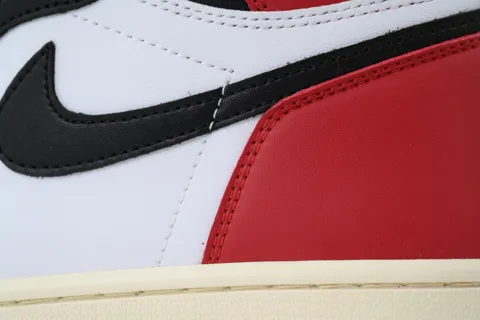 Air Jordan 1 High Black Toe Reimagined – photo 5