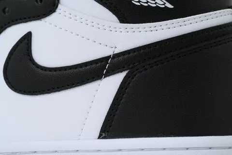 Air Jordan 1 High Black White – photo 5