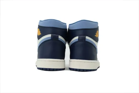Air Jordan 1 High First in Flight – photo 3