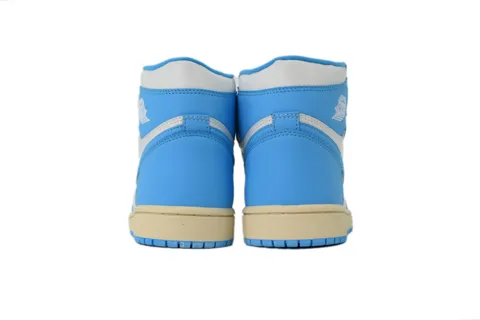 Air Jordan 1 High UNC Reimagined – photo 3